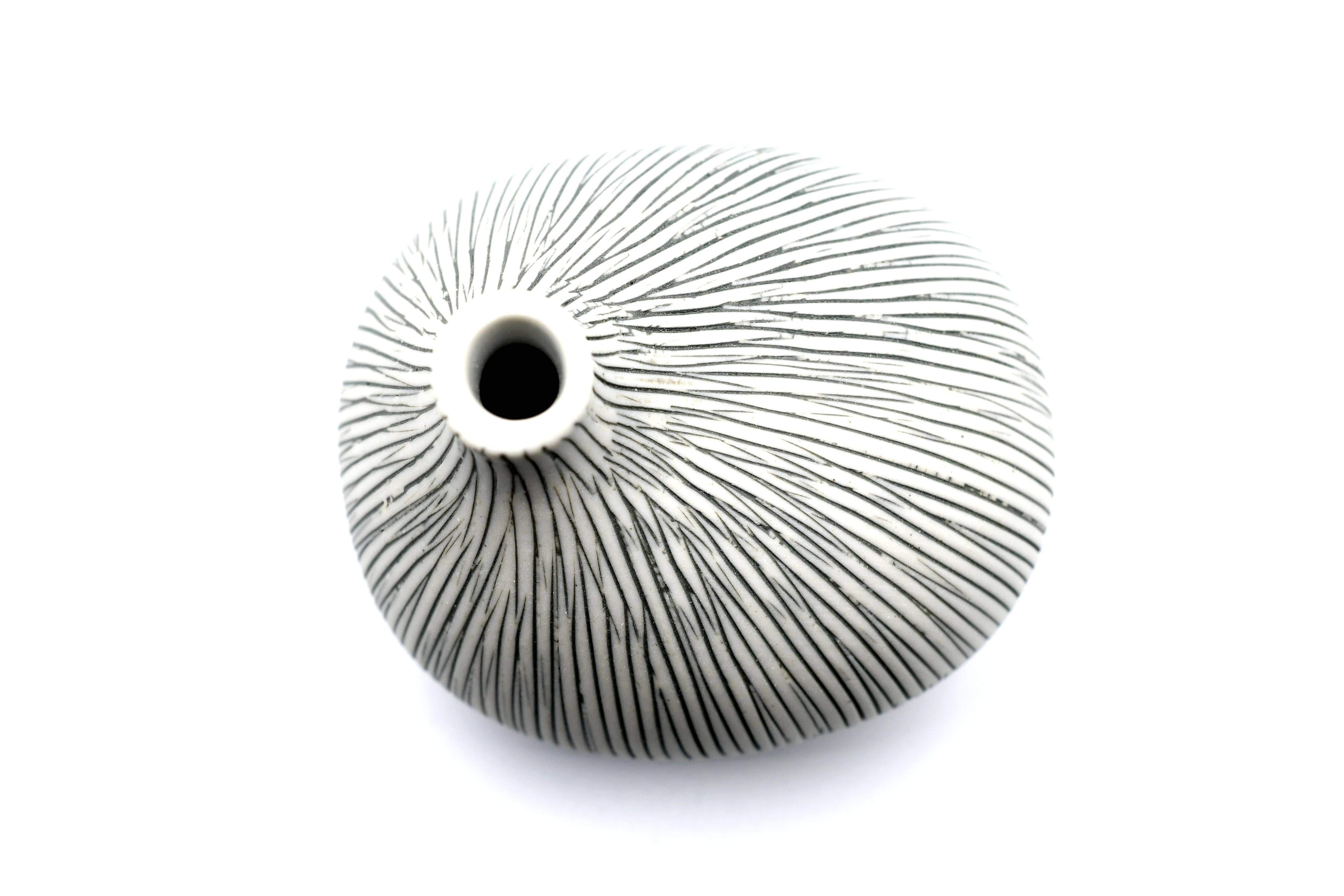 OMO Mini Porcelain Bud Vase