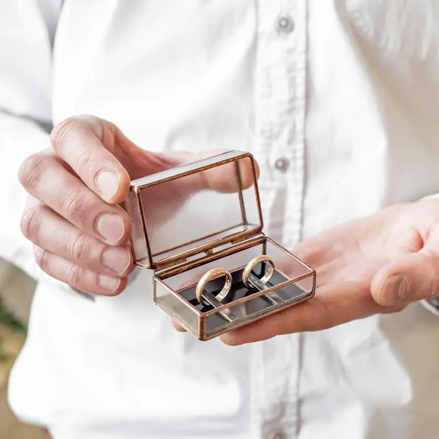 Elegant Glass Wedding Ring Box