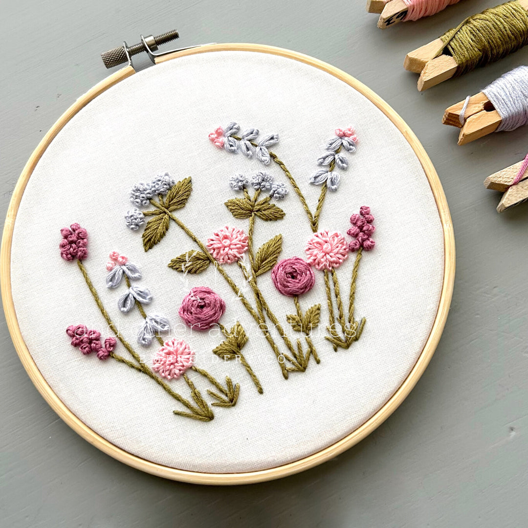 Jardín in Mauve Embroidery Kit