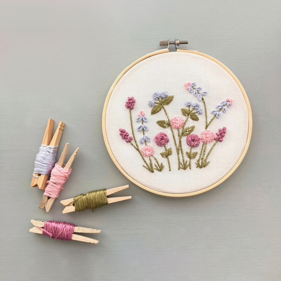 Jardín in Mauve Embroidery Kit