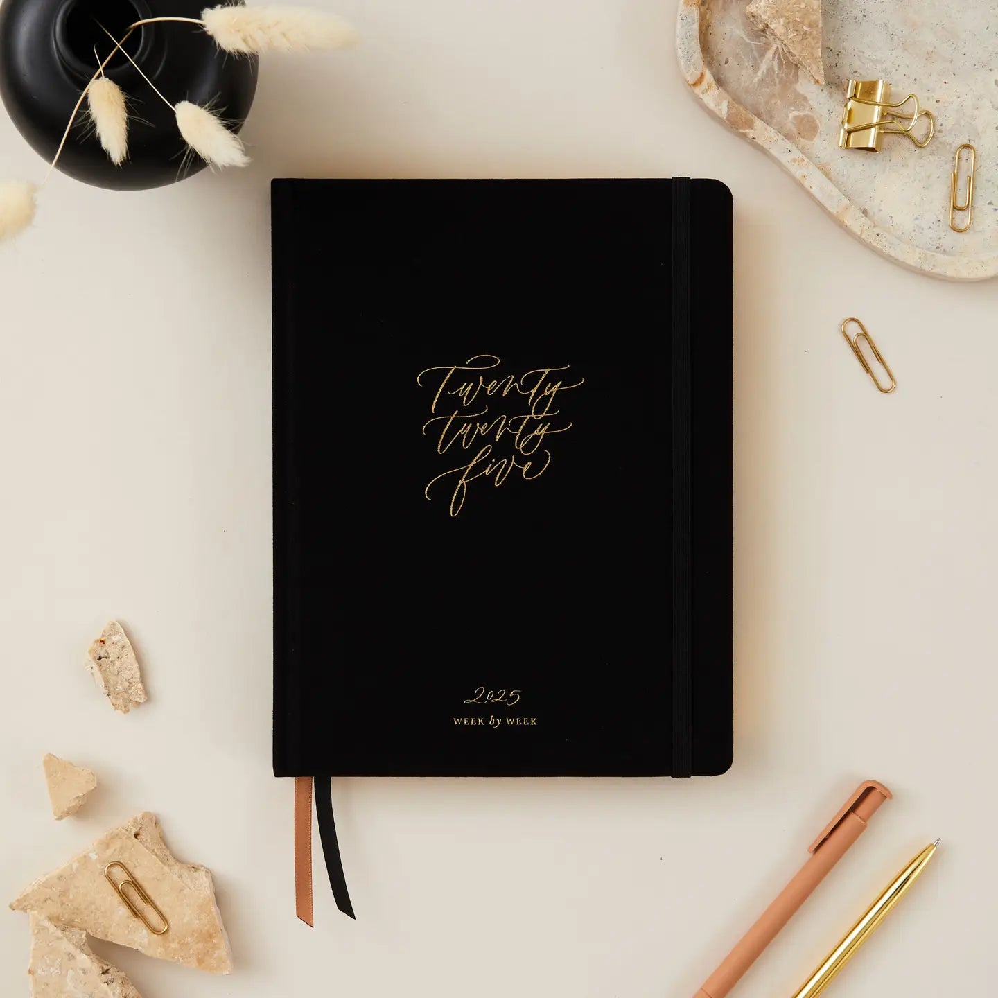 2025 Weekly Planner - Black