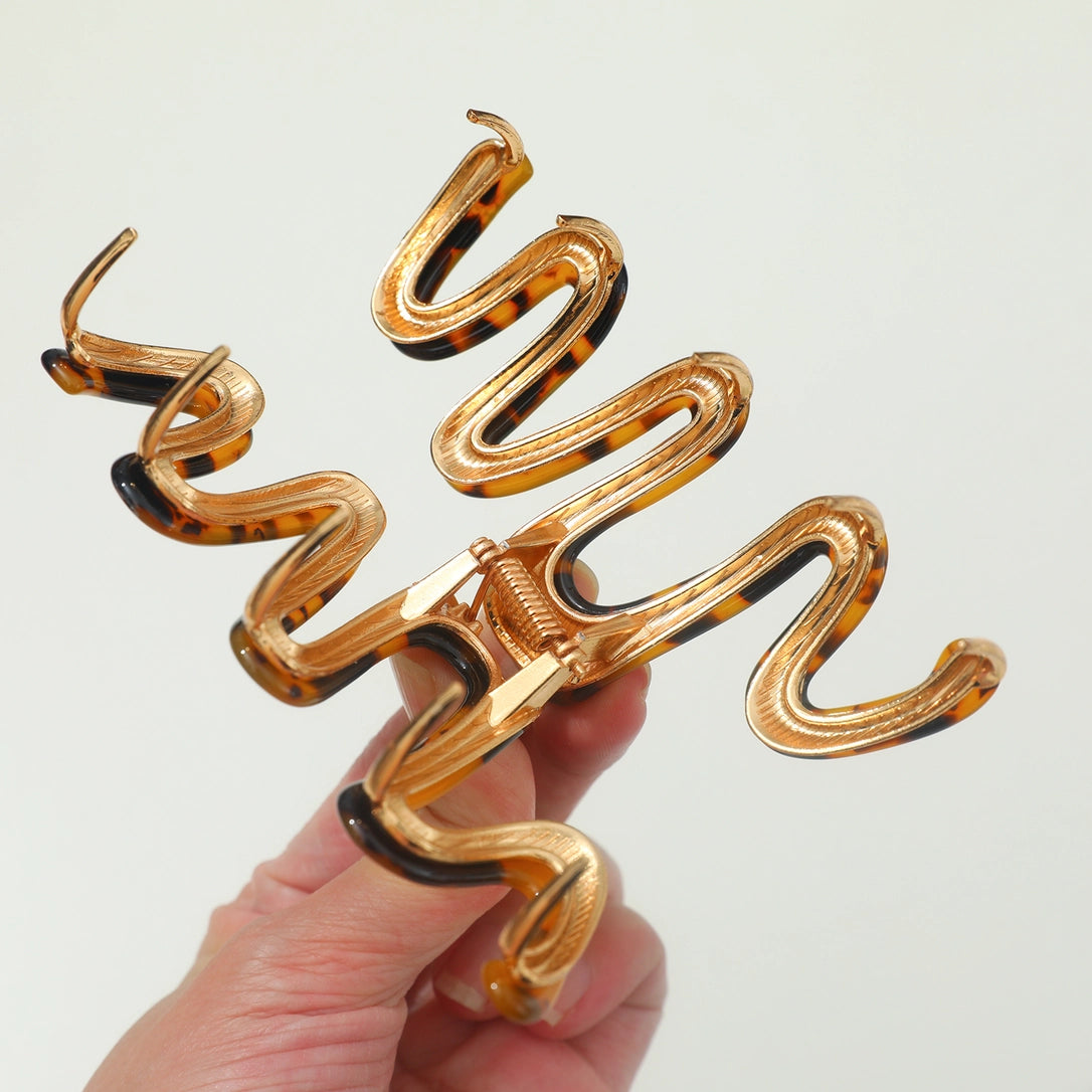 Willow Large Squggle Hair Clip