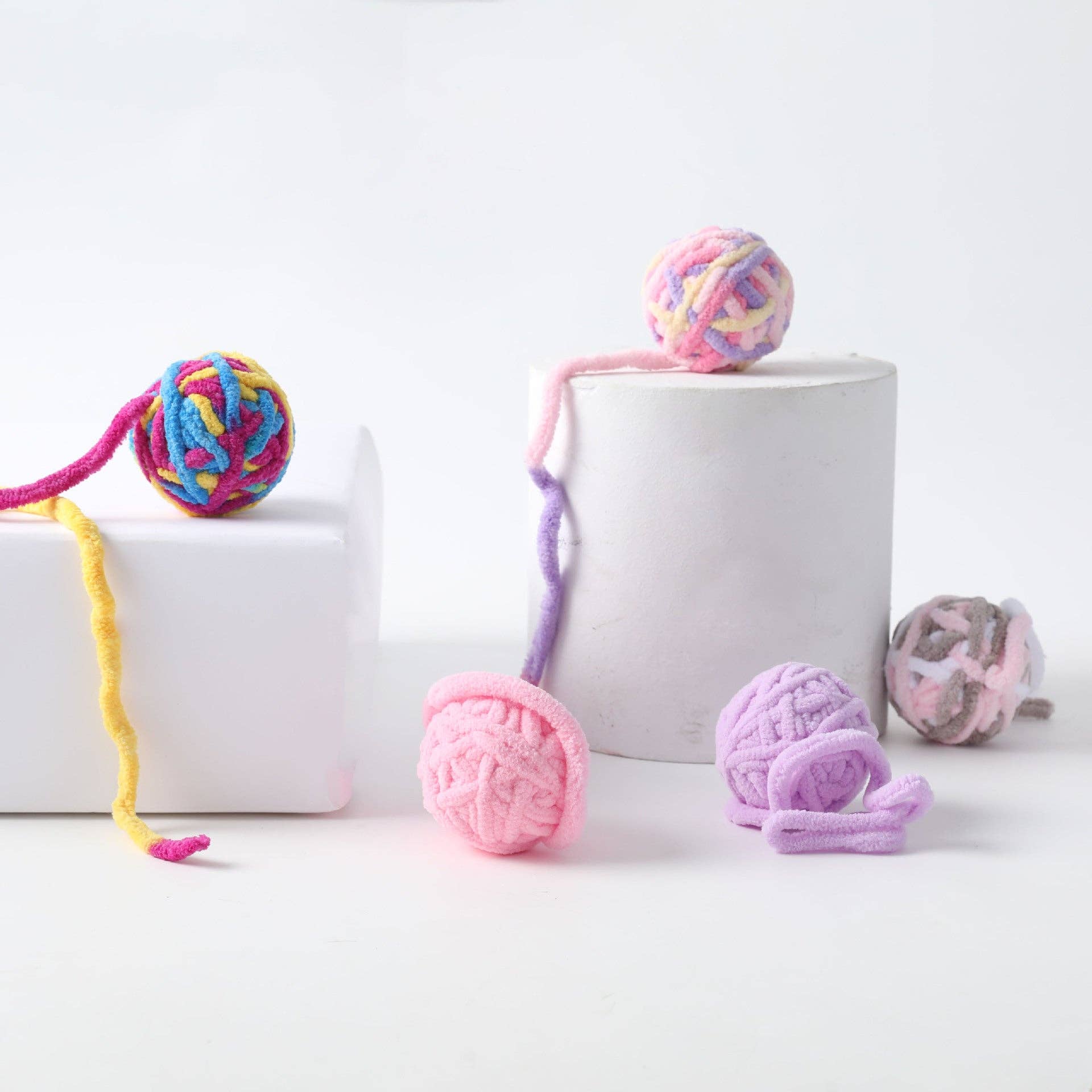 Cat Yarn Toy Ball