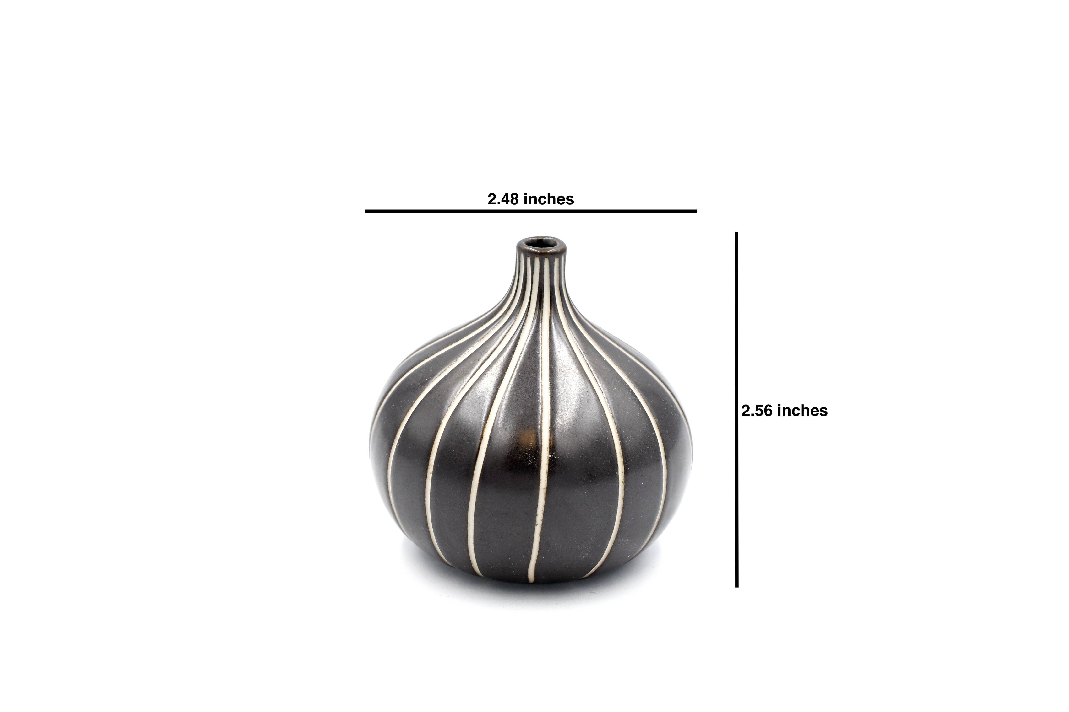 CONGO Black Tiny Porcelain Bud Vase